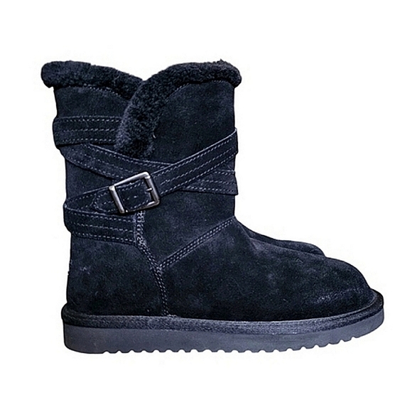 Koolaburra UGG Boot Black Delene Short Suede Faux Fur Line Buckle sz 7 - Picture 1 of 12